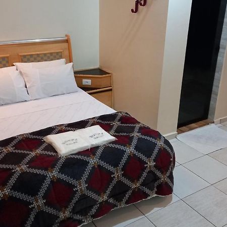 Hotel Dalias Гуарульюс Экстерьер фото